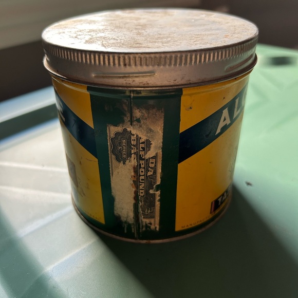 2/$75💥- COLLECTIBLE | Vintage Alouette Smoking Tobacco tin with lid - Picture 3 of 7
